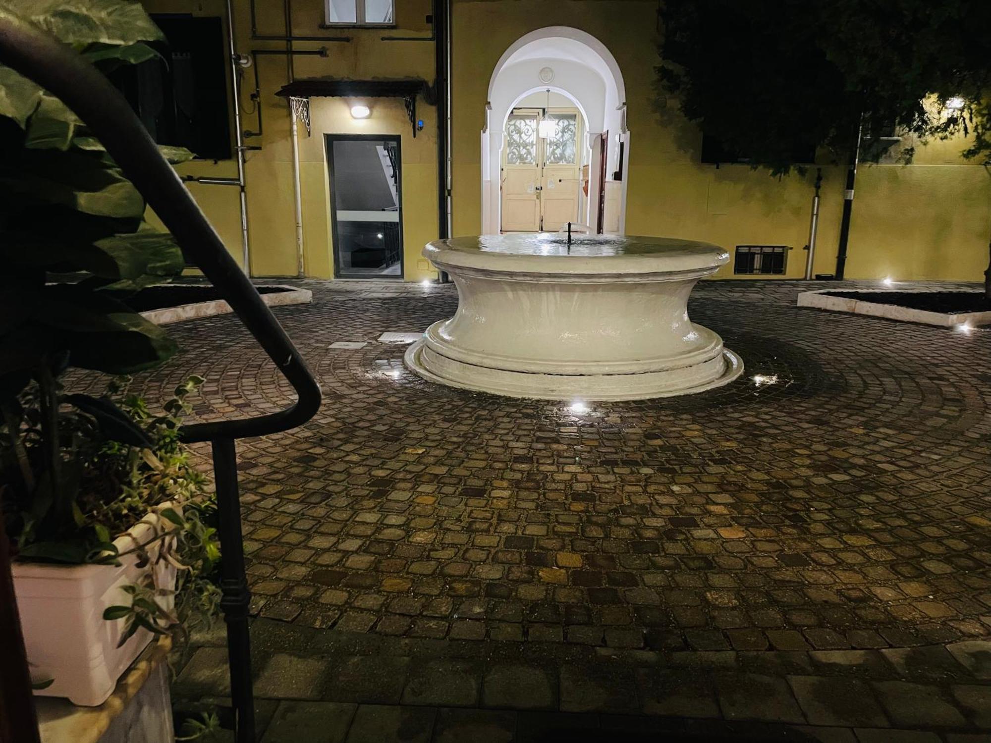 Colosseum Apartments Roma Exterior foto